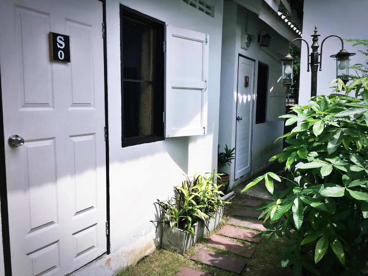 Tommy Huts Hotel Chiang Mai Buitenkant foto