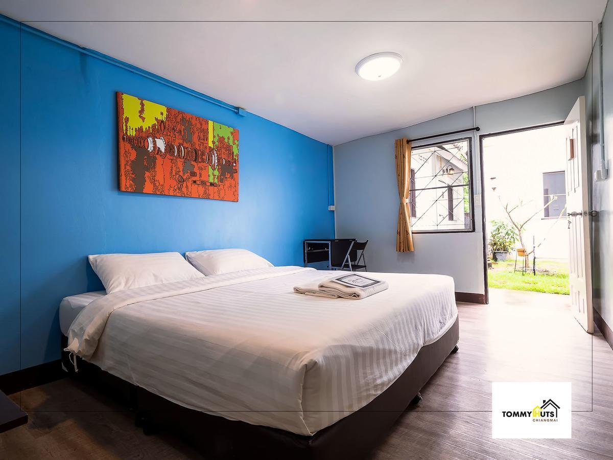 Tommy Huts Hotel Chiang Mai Buitenkant foto