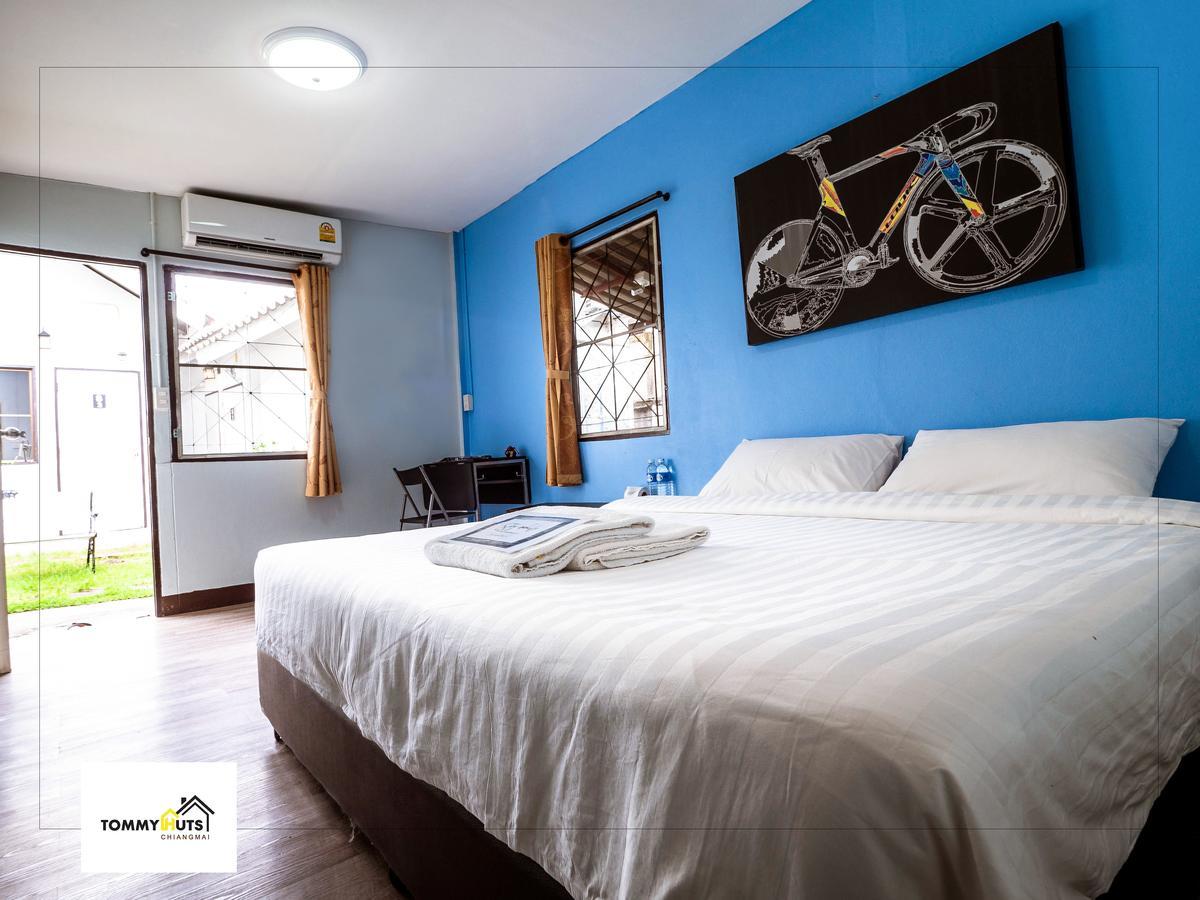 Tommy Huts Hotel Chiang Mai Buitenkant foto