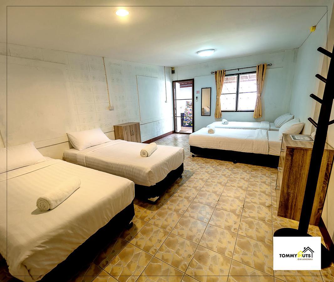 Tommy Huts Hotel Chiang Mai Buitenkant foto