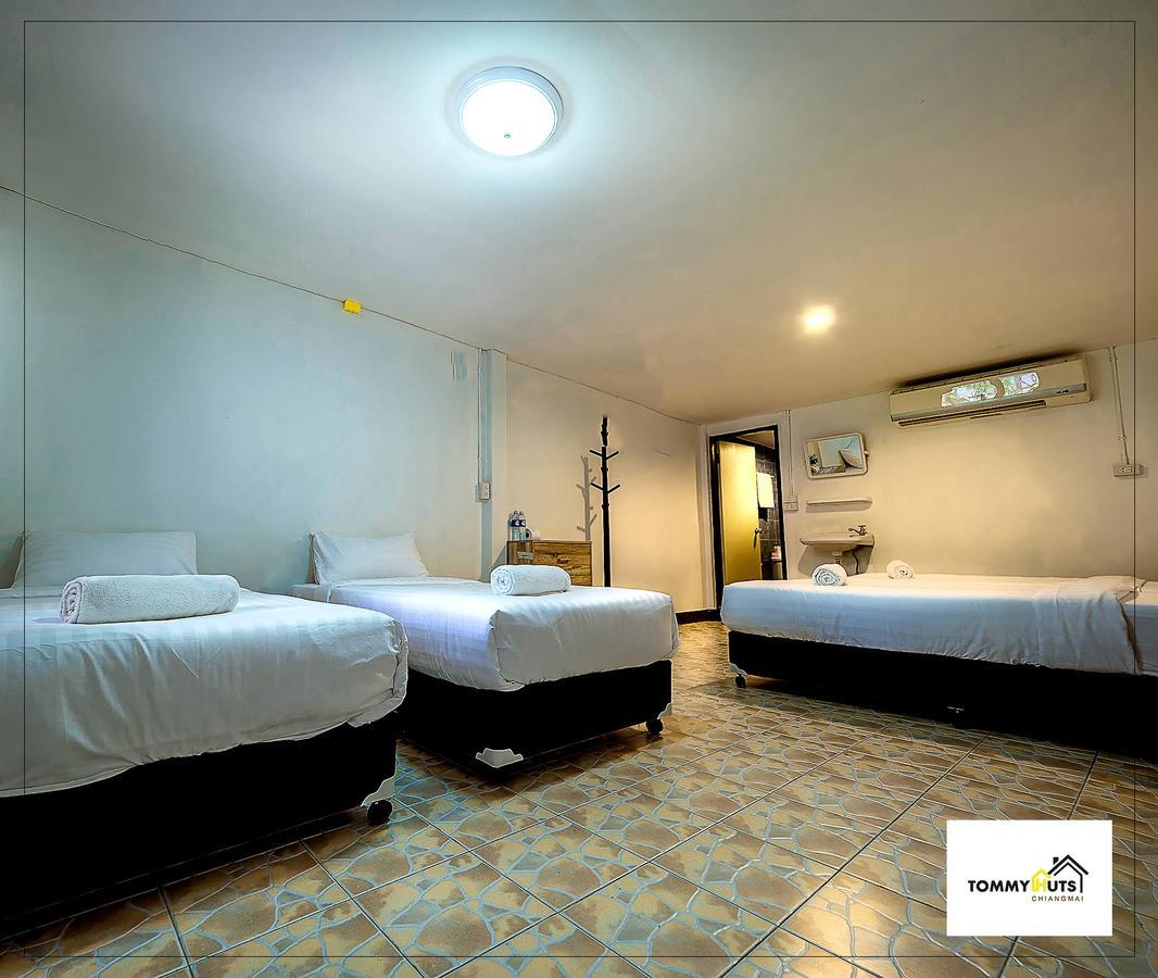 Tommy Huts Hotel Chiang Mai Buitenkant foto