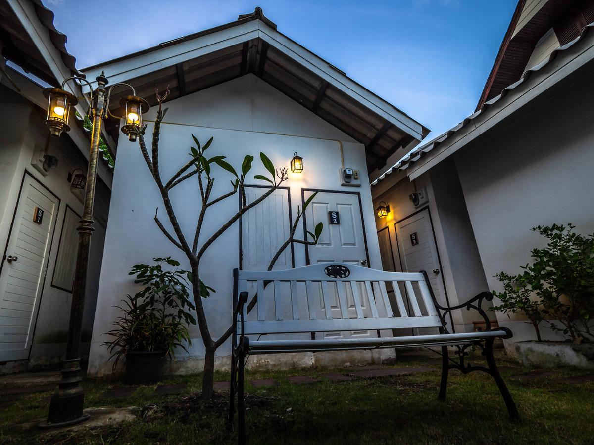 Tommy Huts Hotel Chiang Mai Buitenkant foto