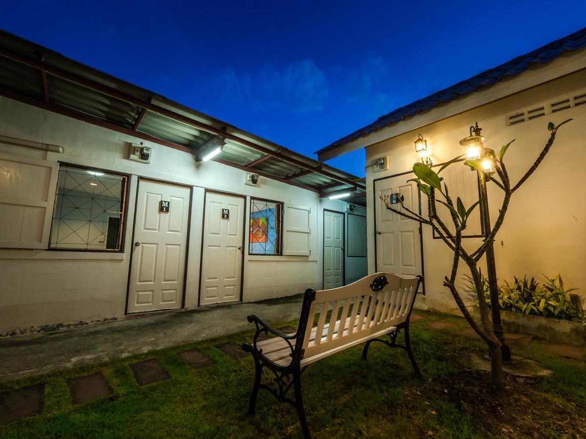 Tommy Huts Hotel Chiang Mai Buitenkant foto
