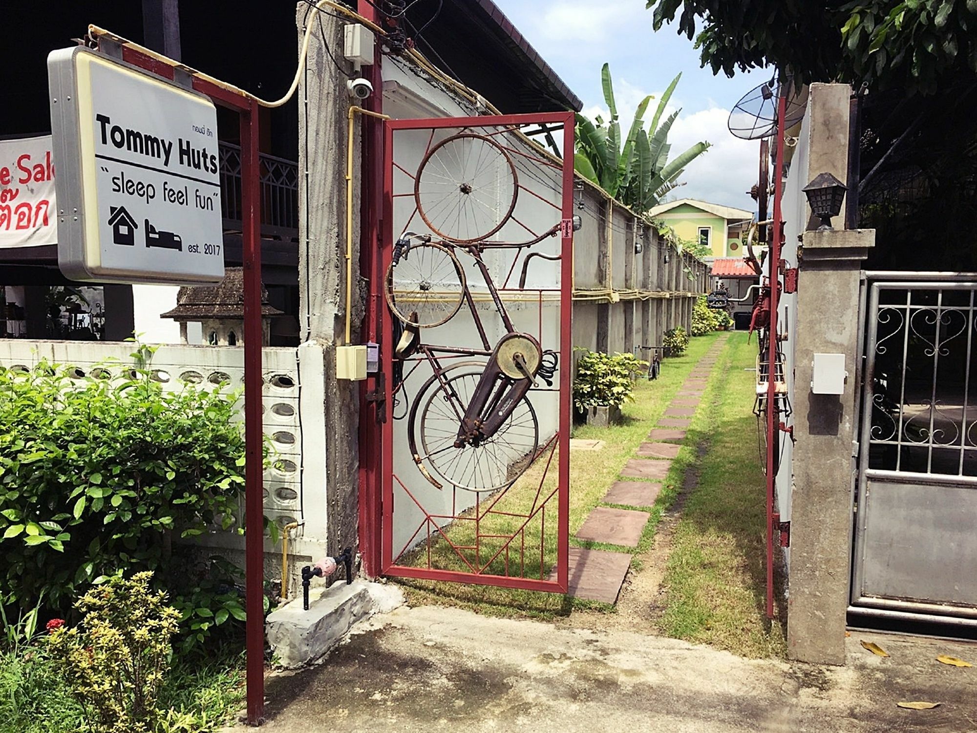 Tommy Huts Hotel Chiang Mai Buitenkant foto