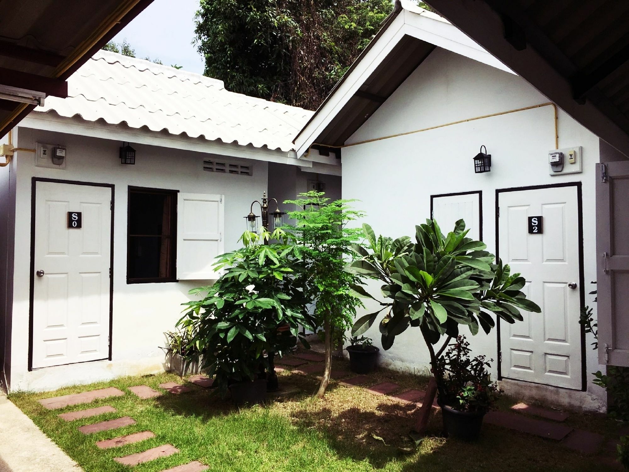 Tommy Huts Hotel Chiang Mai Buitenkant foto